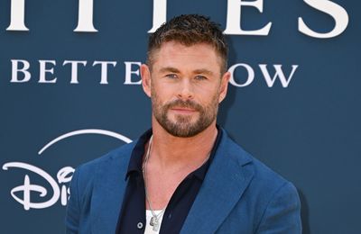 Chris Hemsworth banned from surfing 40-foot wave