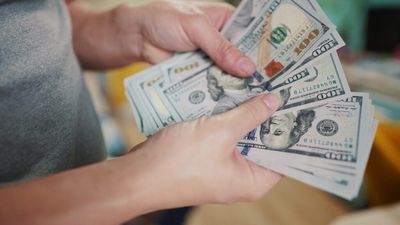 Wage Growth For America's Lowest-Paid Workers Falls To 7-Year Low As Pay Gap Widens — 'This Is Concerning'