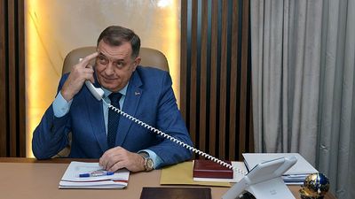 Electoral authorities strip Bosnian Serb leader Milorad Dodik of presidency after court ban