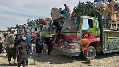 Pakistan extends deportation deadline for Afghan refugees but UN remains concerned