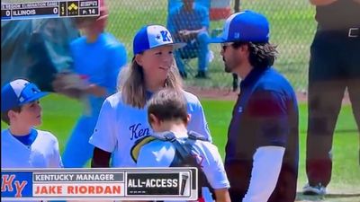 LLWS Coach Spent Entire Mound Visit Telling His Team a Dad Joke