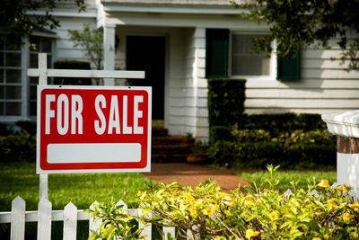 Housing Market Has One Big Problem—Mortgage Rates Are Still Too High