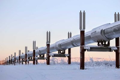 Crude Prices Retreat on Claims of Progress in Ending Russian-Ukraine War