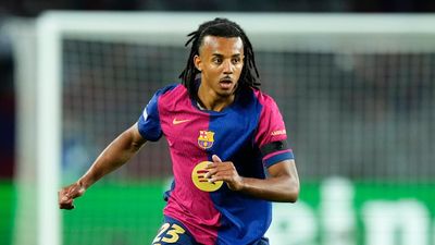 Barcelona Defender ‘Rejected’ Premier League Approach to Stay