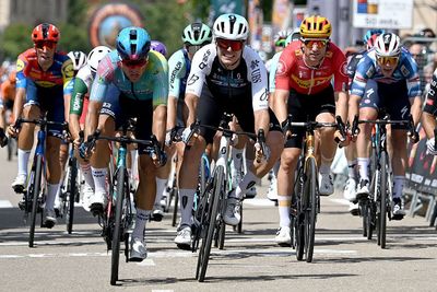 Vuelta a Burgos stage 2: Matteo Moschetti beats Matteo Malucelli in photo finish sprint