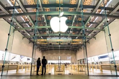 Apple's $100 Billion Manufacturing Push Likely Won't Raise Product Prices, Says Gene Munster — Made In USA iPhone Still Off The Table