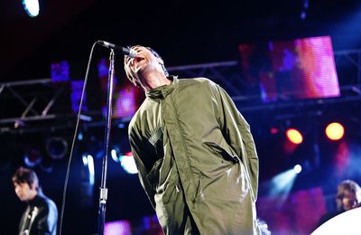 Shakermaker: Oasis hold the record for most 'ground-shaking' concert at  Edinburgh's Murrayfield Stadium