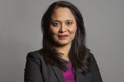 Homelessness minister faces criticism over hiking rent after removing tenants