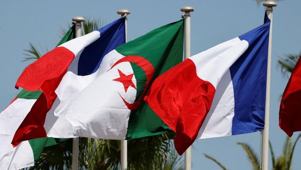 Macron calls for tougher stance on Algerian diplomats amid deportation row