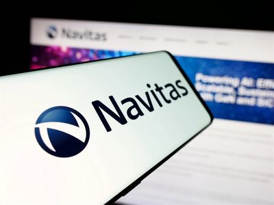 Navitas Stock's Dip: A Calculated Risk or a Clear Buy Signal?