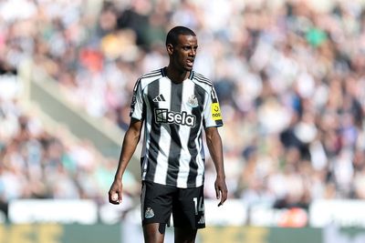 Liverpool share stance on Alexander Isak amid Darwin Nunez exit