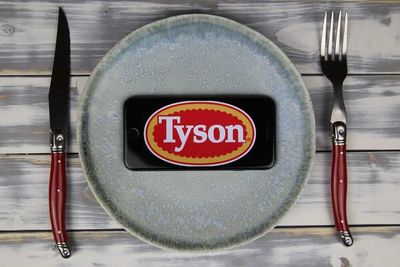Do Wall Street Analysts Like Tyson Foods Stock?