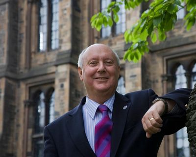 Sir Kenneth Calman obituary