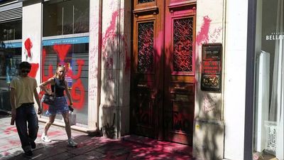 El Al airline's Paris office vandalised with anti-Israel graffiti