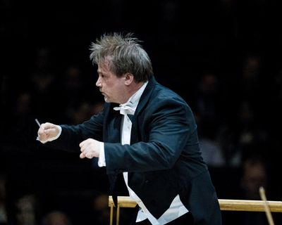 Shostakovich: Symphonies Nos 1 & 3; Two Scherzos album review – deft execution of the Russian’s early exuberance