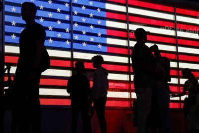 Trump calls for new US census that excludes undocumented immigrants