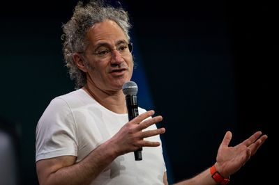 Palantir CEO says working at his $430 billion software company is better than a degree from Harvard or Yale: ‘No one cares about the other stuff’