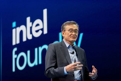 Trump calls on CEO of tech firm Intel to resign over China investments