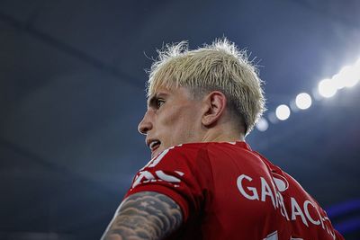 Chelsea hold talks over Alejandro Garnacho signing as Manchester United set asking price