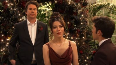 It’s Been Two Years Since iCarly Was Canceled, And Miranda Cosgrove Confirmed The Movie Is Happening (And It Will Address That Cliffhanger)