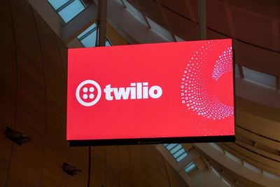 Twilio Q2 Revenue, EPS Beat Estimates, Shares Slide On Cautious Earnings Outlook