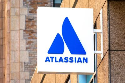 Atlassian Beats Q2 Estimates, Announces Google Cloud AI Partnership: Here Are The Details