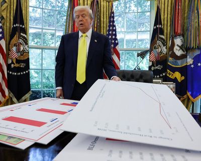 Trump signs order to allow crypto and real estate investments in retirement plans