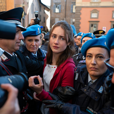 The Twisted Tale of Amanda Knox Is the ‘Riveting’ True Crime Drama Everyone's Talking About