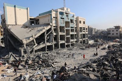 Israel's decision to 'escalate Gaza offensive is wrong and will only bring more bloodshed,' warns Starmer