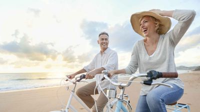 Experts Explain How To Retire as Early as Possible