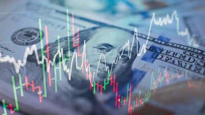 I Asked ChatGPT How To Earn Money When the Stock Market Is Volatile: Here’s What It Said
