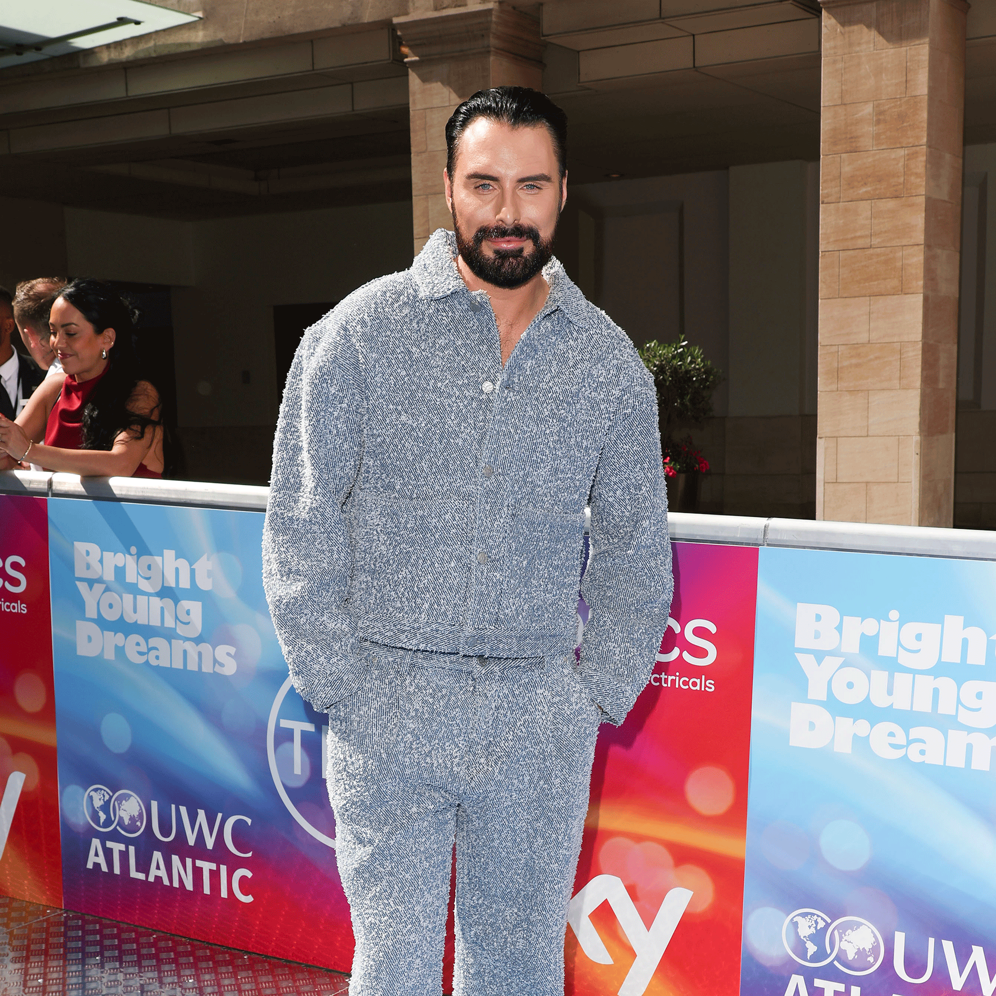 Rylan’s sleek washing machine set-up is hiding a genius solution to make laundry day twice as fast