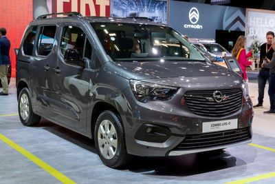 More electric cars eligible for new Government grants