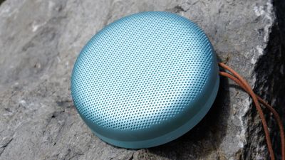 I just tested this tiny Bluetooth speaker — and its sound blew me away