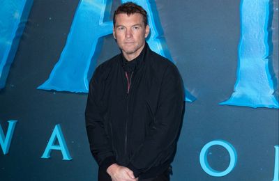 Sam Worthington has no problems keeping up with Avatar plot