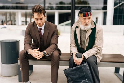 'Something weird's going on' in the economy as 6 new economic classes take shape, says New York Times bestselling author