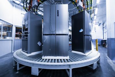 Why Some Single Men Are Secretly Living Without Refrigerators