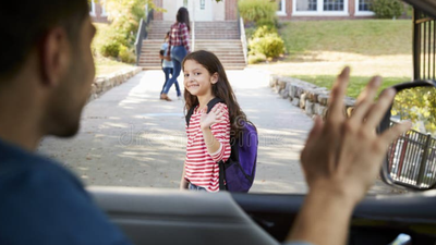 ‘Uncomfortable with my appearance from the jump’: Texas teacher demands father of 5yo to hide ‘off-putting’ appearance, but he says no