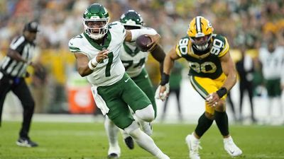 Justin Fields's Passing Looked Much Improved in Jets Preseason Debut