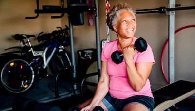 This PT’s beginner-friendly strength plan helps build muscle and balance in just four weeks