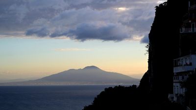 Italy's Mount Vesuvius closed to tourists as wildfire rages