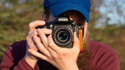 My old DSLR made me realize how much I miss optical viewfinders – and how much I dislike EVFs