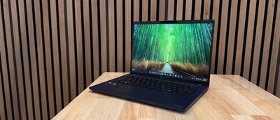 I reviewed this ultra-portable laptop and it's so light I practically needed a paperweight to keep it from blowing away
