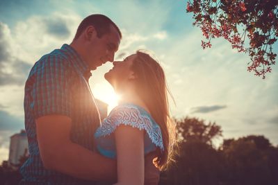 10 Requests They Make That Feel Romantic But Limit Your Options