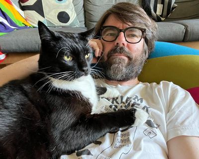 I was one of those pathetic males who barely noticed cats. Then I became smitten with my kitten