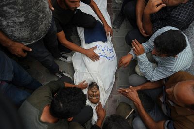 Israeli strike kills journalists in Gaza City, worsening the death toll for the media