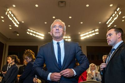 Former Surgeon General Slams RFK Jr. Over mRNA Cuts, Says US 'Conceding To China,' 2 Million Lives At Risk