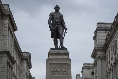 Labour peer calls for Clive of India statue in Whitehall to be torn down