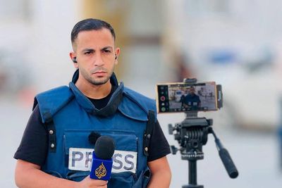 Tributes, condemnation pour in over slain Al Jazeera journalists in Gaza
