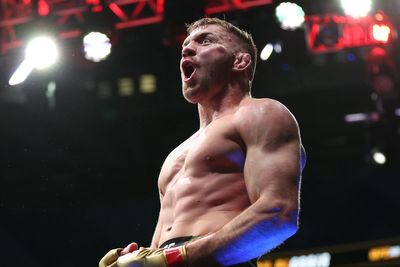 UFC 319: Khamzat Chimaev vs Dricus Du Plessis start time, card and how to watch fights tonight